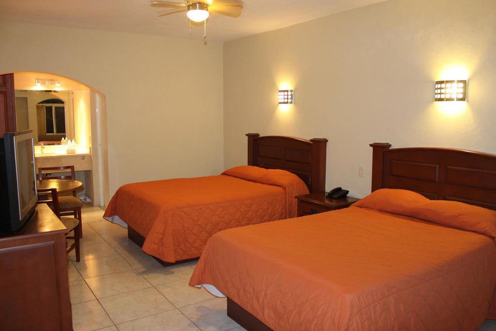 Hotel Real Posada Manzanillo Extérieur photo